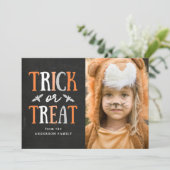 Trick or treat | Halloween-fotokaart Kaart (Staand voorkant)