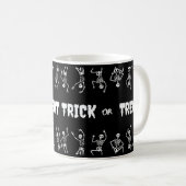 Trick or treat Halloween Funny Skulls Koffiemok (Voorkant rechts)