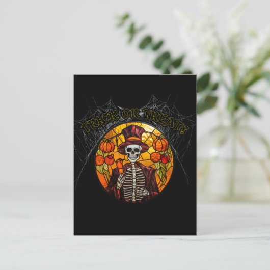 Trick or treat? Halloween, glas in lood Briefkaart (Staand voorkant)