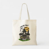 Trick or treat Halloween haunted house met heks Tote Bag (Achterkant)
