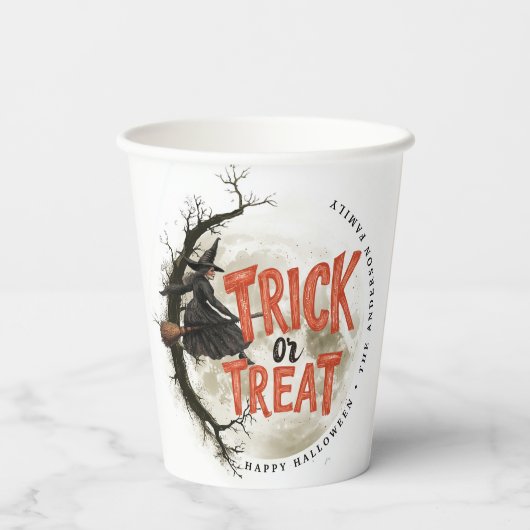 Trick or treat Halloween  Witch Custom Name Papieren Bekers (Achterkant)