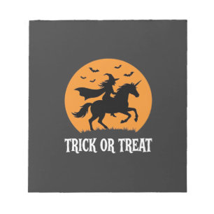 Trick or Treat Heks Eenhoorn Halloween Ontwerp_1 Notitieblok