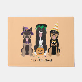 Trick or treat honden in Halloween Costumes Deurmat