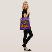 Trick or Treat Horse Tote Bag (Op model)