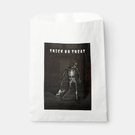 Trick or Treat. Man verkleed als skelet Bedankzakje