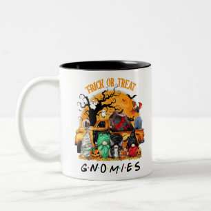 Trick or treat met Gnomies Cute Halloween Gnome C Tweekleurige Koffiemok