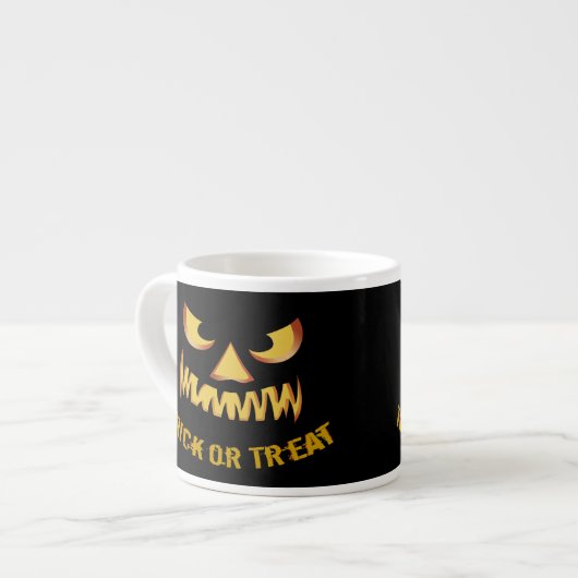 Trick or Treat met Pompoengezicht Espresso Kop (Links)