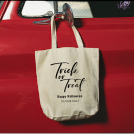 Trick or treat Modern Script Aangepaste Halloween Tote Bag