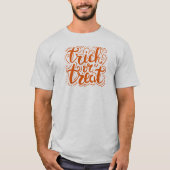Trick or treat oranje Halloween-tekstontwerp T-shirt (Voorkant)