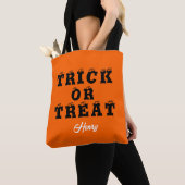 Trick or treat Oranje Modern Script Halloween Tote Bag (Dichtbij)