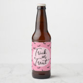 Trick or treat roze vleermuizen halloween bier etiket (Voorkant)