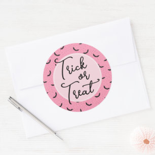 Trick or treat roze vleermuizen halloween ronde sticker