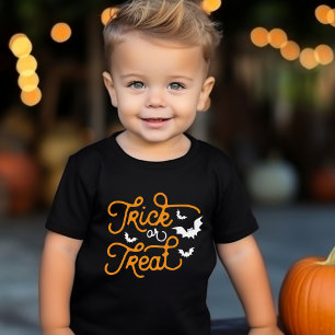 Trick or treat Script & Bats Halloween T-shirt