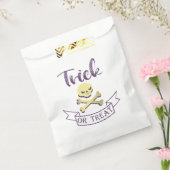 Trick or treat skull crossbones Halloween ribbon Bedankzakje (Gezegeld)