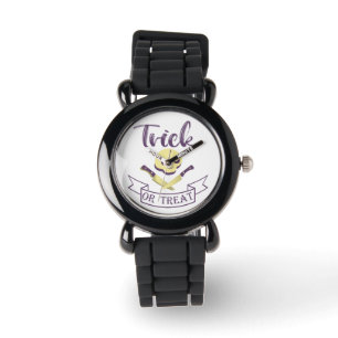 Trick or treat skull crossbones Halloween ribbon T Horloge