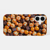 Trick or treat Snoep Pattern iPhone 16 Hoesje (Achterkant horizontaal)