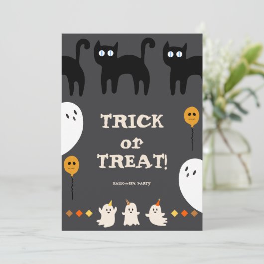 Trick or treat spook en zwarte kat halloween feest kaart (Staand voorkant)