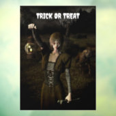 Trick or Treat. Thin female carrying lamp Raamsticker (Vel 3)