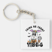 Trick or treat Vibes Retro Schattigee Ghost Pumpki Sleutelhanger (Voorkant)
