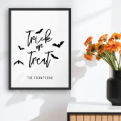 Trick or treat zwart script met vleermuizen Hallow Poster