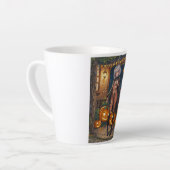 Trick or Treater, dappere Halloween kostuum meisje Latte Mok (Linkerhoek)