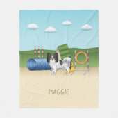 Tricolor Papillon Agility Dog met aangepaste naam Fleece Deken (Voorkant)