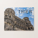 Trier Porta Nigra Rijnland-Palts Duitsland Legpuzzel<br><div class="desc">Trier Porta Nigra souvenir voor de vakantie van Moselle Rijnland-Palts. De stad Trier in Duitsland is een bekend wijngebied en de Porta Nigra is een gezicht. Trier is de oudste stad in Duitsland die door de Porta Nigra kan worden erkend. Porta Nigra Trier souvenir of cadeau ter gelegenheid van de...</div>