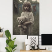 Triest spookkind in het verlaten circus poster (Thuiskantoor)