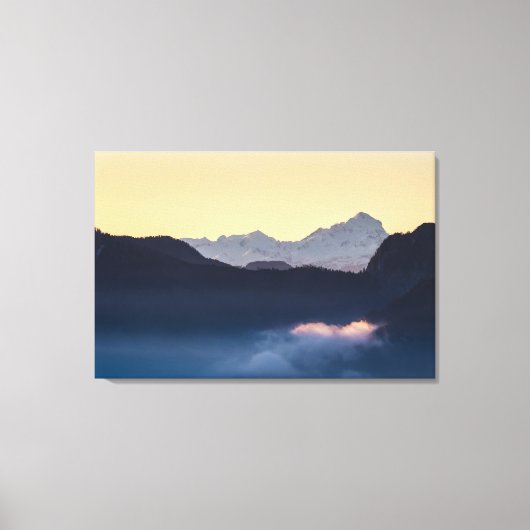 Triglav-berg bij zonsondergang canvas afdruk (Voorkant)
