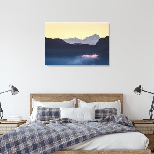 Triglav-berg bij zonsondergang canvas afdruk (Insitu (Slaapkamer))