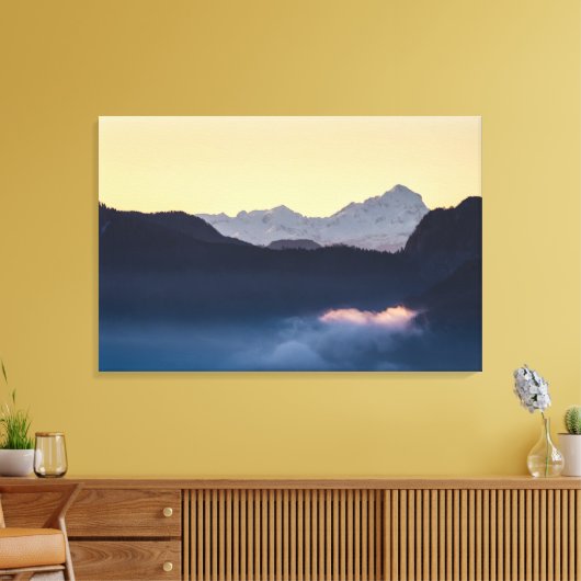 Triglav-berg bij zonsondergang canvas afdruk (Insitu (Woonkamer))
