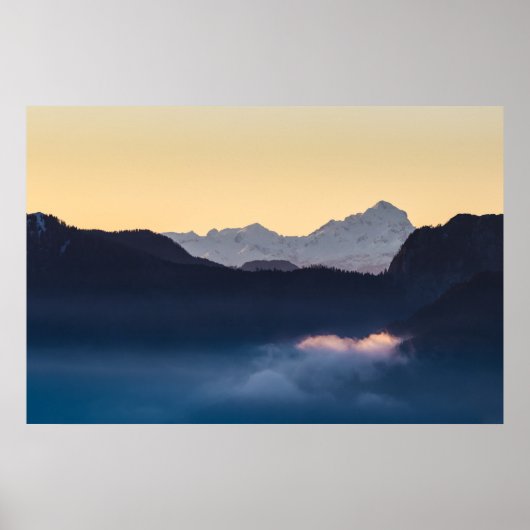 Triglav-berg bij zonsondergang poster (Voorkant)