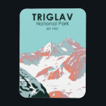 Triglav National Park Mount Triglav Slovenië Magneet<br><div class="desc">Ontwerp van vectorillustraties met drieglav. Mount Triglav,  de hoogste piek van de Julian Alps,  staat bijna midden in het nationale park.</div>