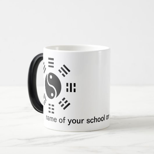 Trigrammen en Chinese klok aanpasbaar Magische Mok (Voorkant links)