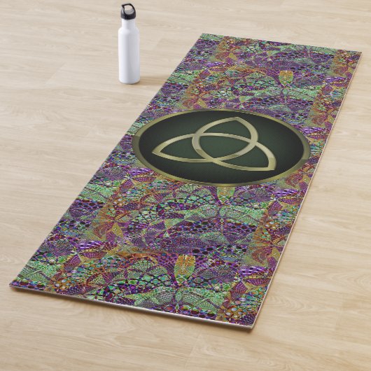 Triinity-symbool yoga mat (In situ)