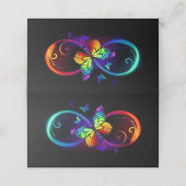 Trillende oneindigheid met regenboogvlinder op zwa klantenkaartje (Buitenkant ongevouwen)