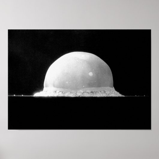 Trinity Nuclear Test Bomb Fireball - 1945 Poster (Voorkant)