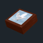 Trinket Box Dove Cadeaudoosje<br><div class="desc">Drijfdoos,  afgebeeld in gouden eikenhout met een duif. Pas dit object aan of koop zoals het is. StockAfbeelding freepik.com</div>