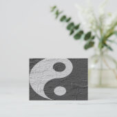 Trio Balance/Lotus Blosbezems met reliëfdruk Visitekaartje (Staand voorkant)