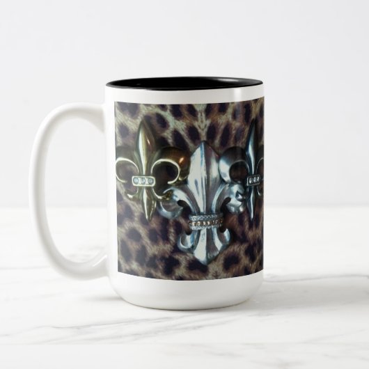 Trio de Fleur de lis Tweekleurige Koffiemok (Links)