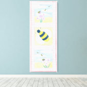 Trio van bijen met bloemen canvas afdruk (Insitu (Houten vloer))