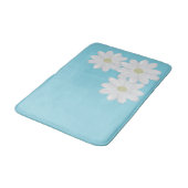Trio van Witte Daisy Bloemen Aqua Blauwe Badmat (Gekanteld)