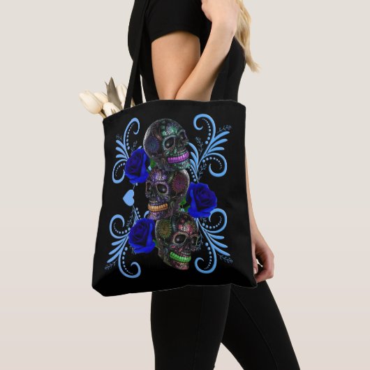 Triple Black Day of the Dead Skulls Blue Rozen Tote Bag (Dichtbij)