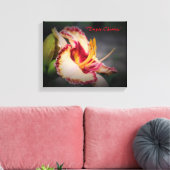 ‘Triple Cherries’ Daglelie Kunst Canvas Afdruk (Insitu (Woonkamer))