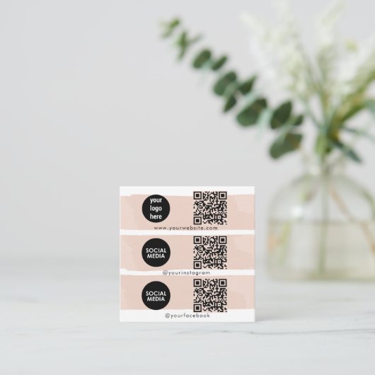Triple Icon QR Code Social Media Logo Blush Pink Vierkante Visitekaartje (Staand voorkant)