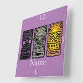 Triple Tiki sculptures Thunder_Cove Vierkante Klok (Hoek)