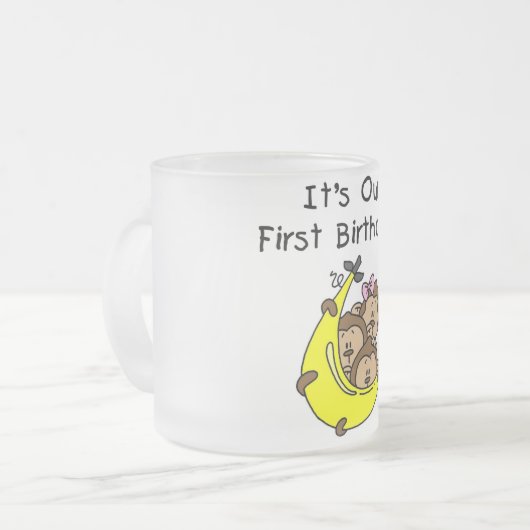 Triplets 1st - twee jongens, een meisje matglas koffiemok (Voorkant links)