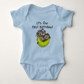 Triplets 1st - Twee meisjes Een Jongen Tshirts en  (Voorkant)