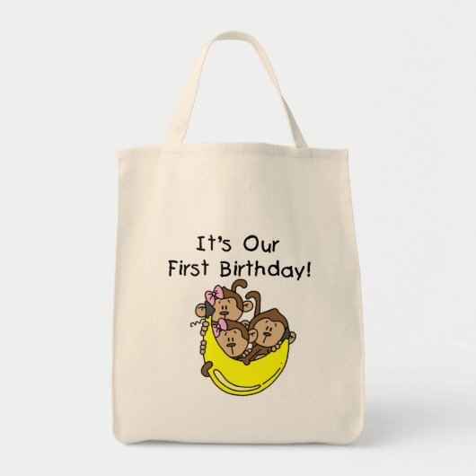 Triplets 1st - Twee meisjes Een Jongen Tshirts en Tote Bag (Voorkant)