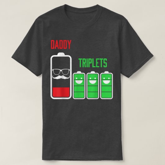 Triplets papa van drie Kinder Battery Low Father's T-shirt (Design voorkant)